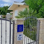 Holiday home Kuca U Prirodi Li Vrgorac