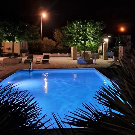 Kuca U Prirodi Li * Vrgorac