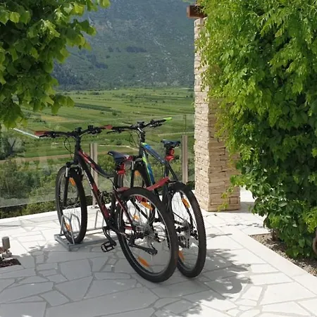 Kuca U Prirodi Li Vrgorac