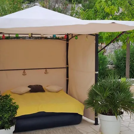 Kuca U Prirodi Li Vrgorac